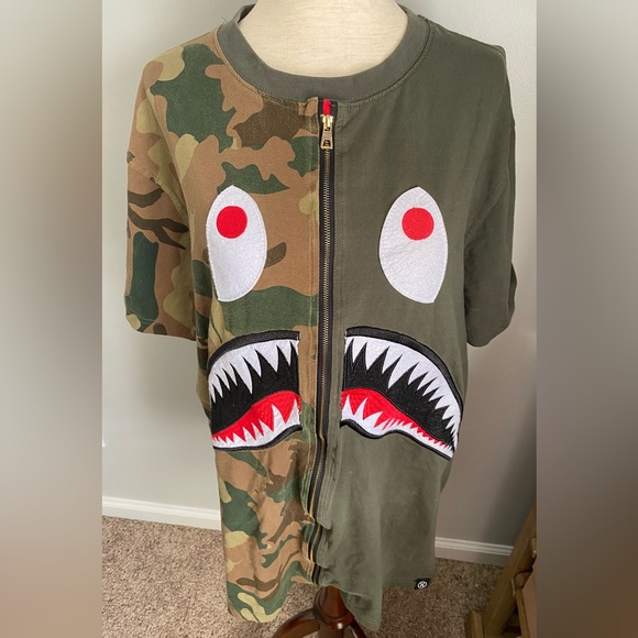 Hudson Outwear Other - Hudson‎ Outerwear Bape Men’s 2X Green and Khaki Camo Bathing Ape T-Shirt